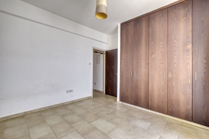 Image No.12-2 Bed Villa for sale