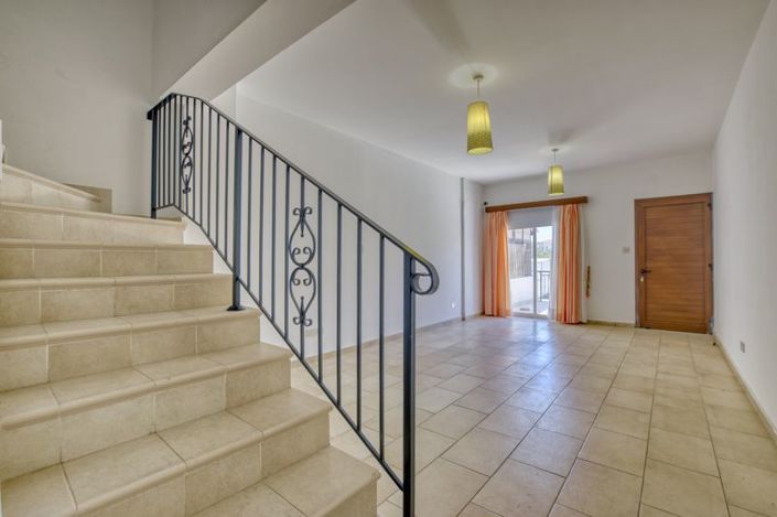 Image No.4-2 Bed Villa for sale