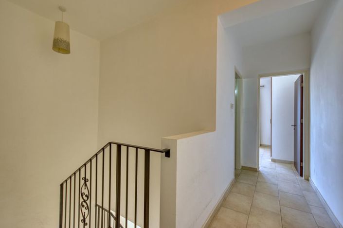 Image No.8-2 Bed Villa for sale