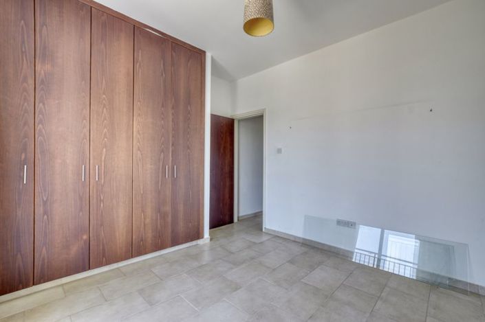 Image No.9-2 Bed Villa for sale