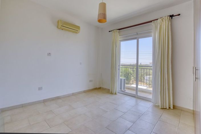 Image No.10-2 Bed Villa for sale