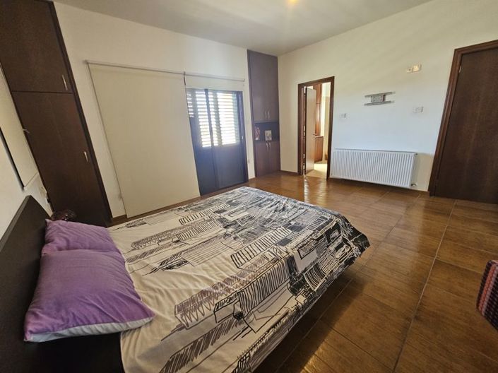 Image No.25-3 Bed Villa for sale