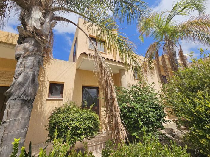 Image No.5-3 Bed Villa for sale