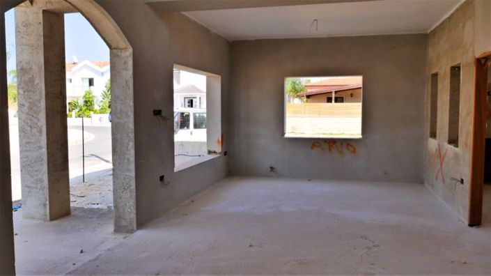 Image No.3-4 Bed Villa for sale