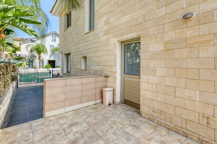 Image No.29-7 Bed Villa for sale