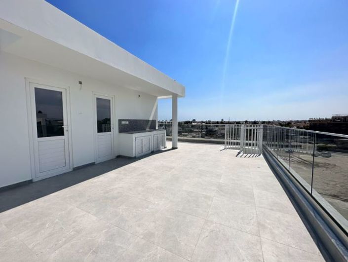 Image No.2-4 Bed Apartment for sale