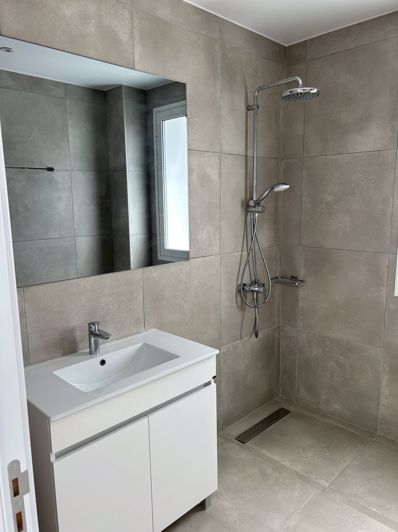 Image No.12-3 Bed Villa for sale