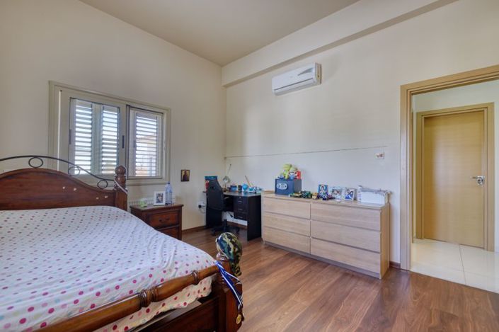 Image No.18-3 Bed Villa for sale