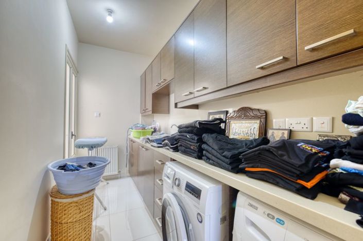 Image No.19-3 Bed Villa for sale