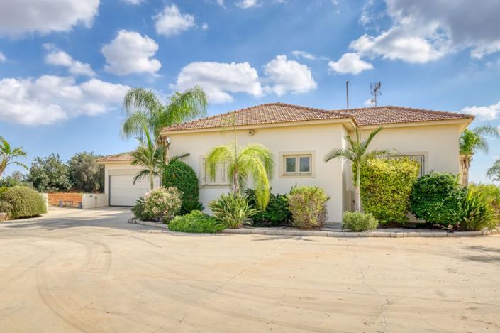 Image No.28-3 Bed Villa for sale