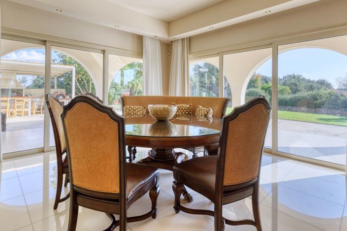 Image No.9-3 Bed Villa for sale