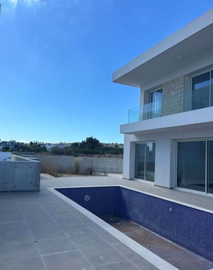 Image No.4-4 Bed Villa for sale