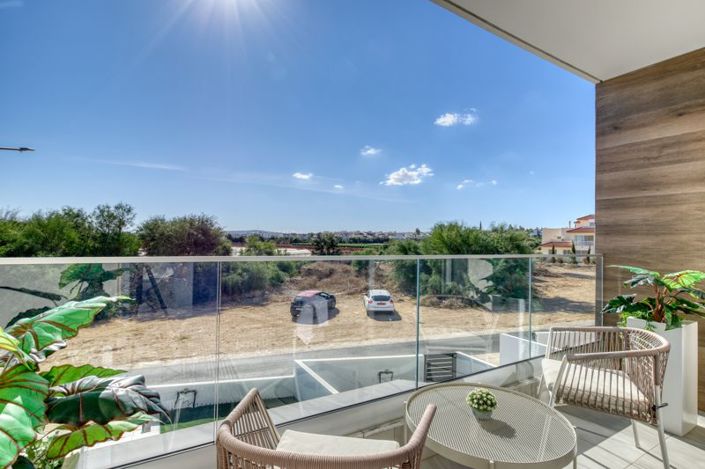 Image No.11-2 Bed Villa for sale