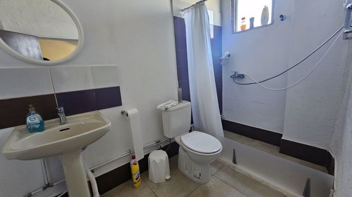 Image No.15-2 Bed Villa for sale