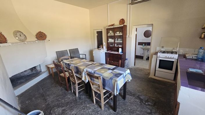 Image No.10-2 Bed Villa for sale