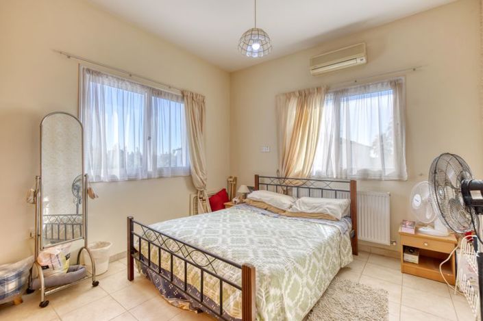 Image No.18-4 Bed Villa for sale