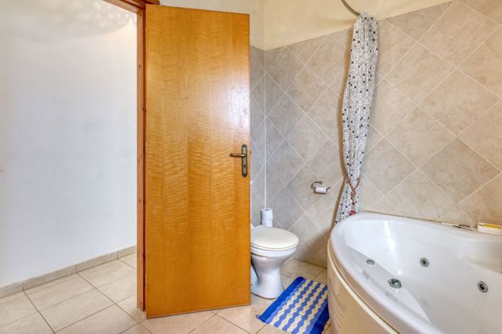 Image No.21-4 Bed Villa for sale