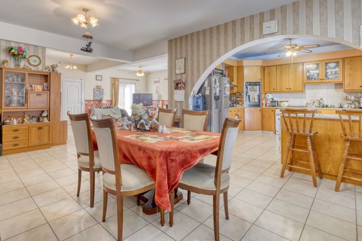 Image No.5-4 Bed Villa for sale