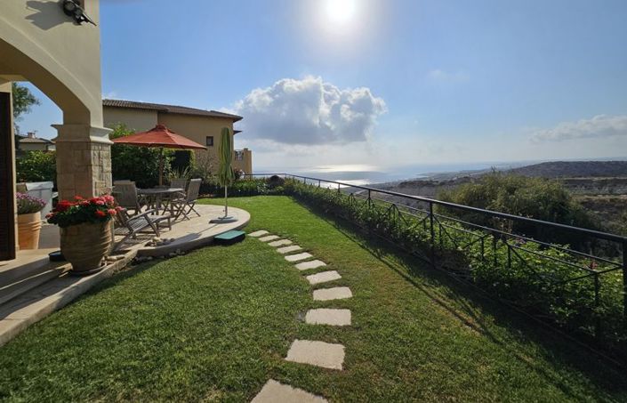 Image No.14-3 Bed Apartment for sale