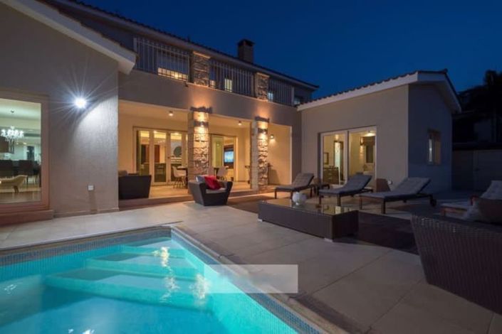 Image No.28-6 Bed Villa for sale