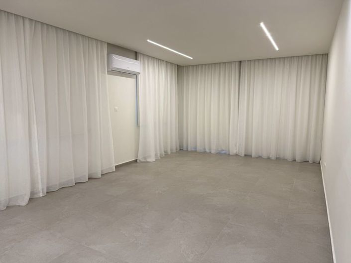 Image No.7-3 Bed Apartment for sale