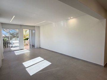 whatsapp-image-2025-02-26-at-194030a5bb580c