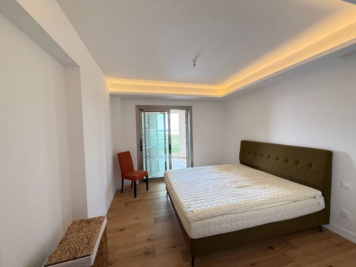 Image No.13-3 Bed Apartment for sale