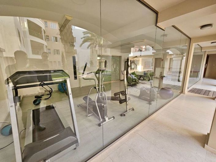 Image No.21-3 Bed Apartment for sale