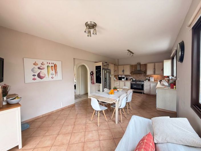 Image No.15-4 Bed Villa for sale