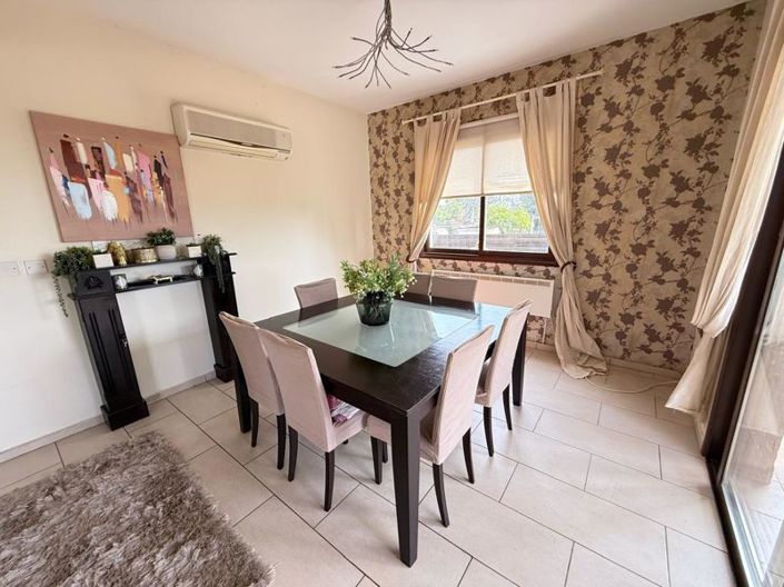 Image No.3-4 Bed Villa for sale