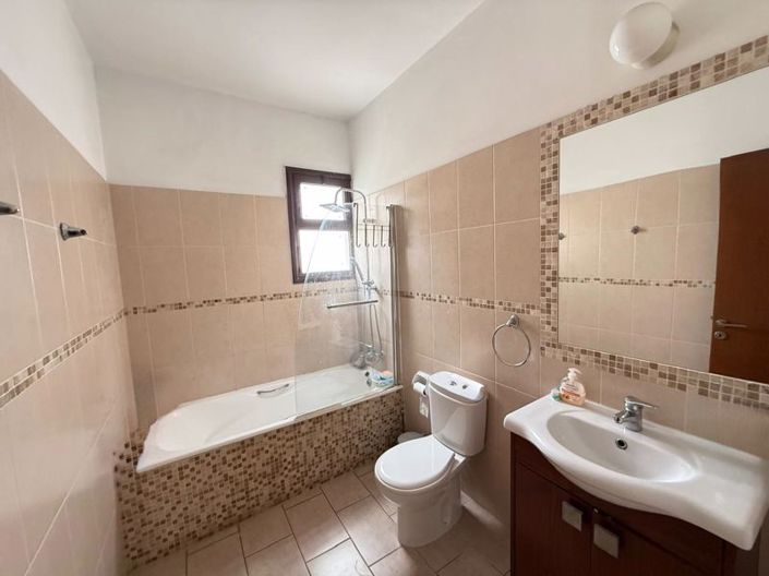 Image No.22-4 Bed Villa for sale