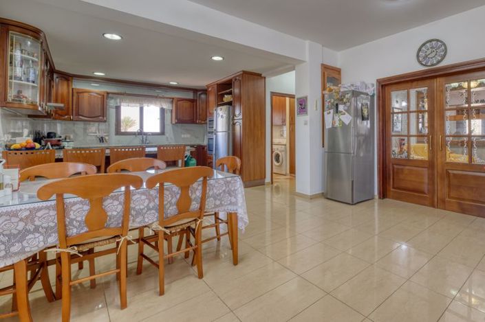 Image No.7-5 Bed Villa for sale