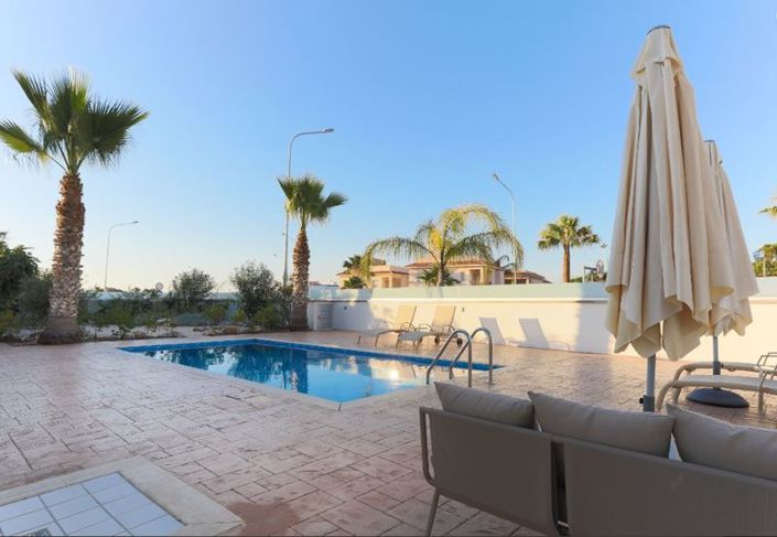 Image No.22-3 Bed Villa for sale