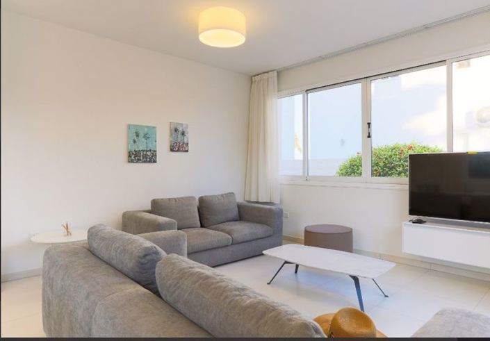 Image No.6-3 Bed Villa for sale