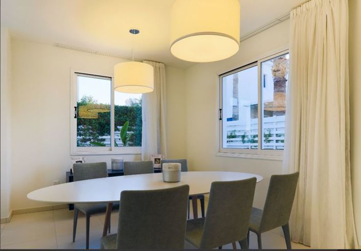 Image No.8-3 Bed Villa for sale