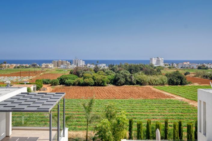 Image No.20-3 Bed Villa for sale