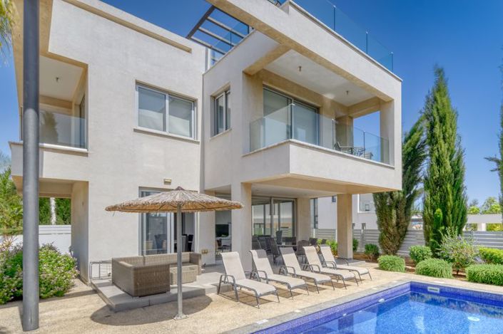 Image No.25-3 Bed Villa for sale