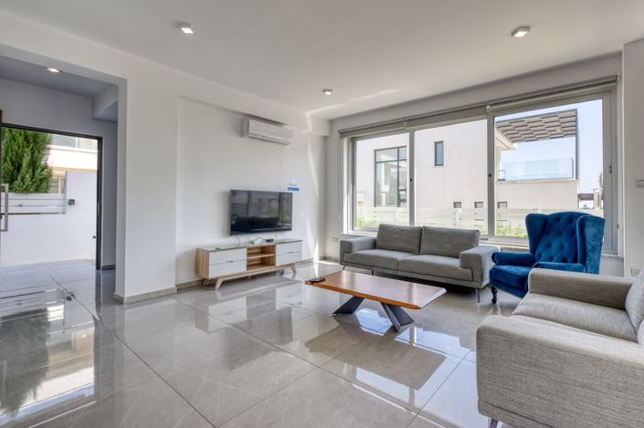 Image No.4-3 Bed Villa for sale