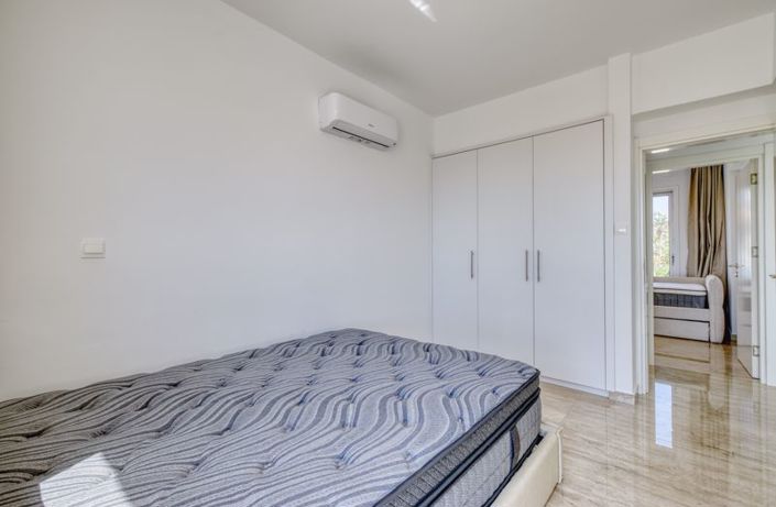 Image No.11-5 Bed Villa for sale