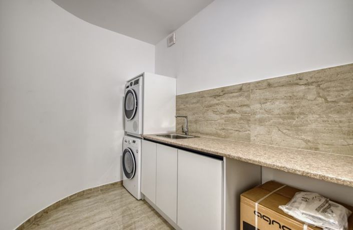 Image No.22-5 Bed Villa for sale