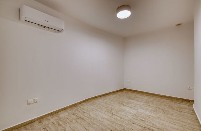 Image No.26-5 Bed Villa for sale