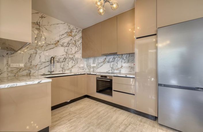 Image No.6-5 Bed Villa for sale