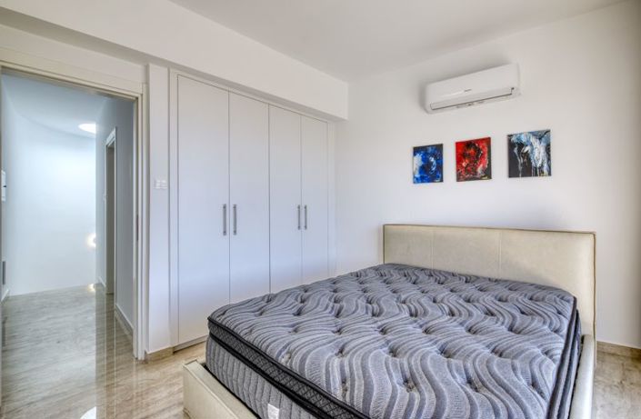 Image No.9-5 Bed Villa for sale