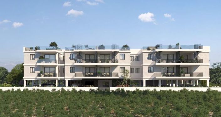 Image No.8-2 Bed Apartment for sale