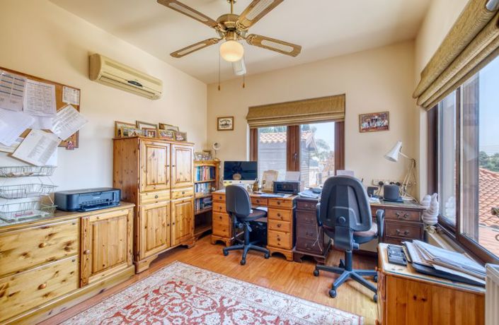 Image No.20-3 Bed Villa for sale