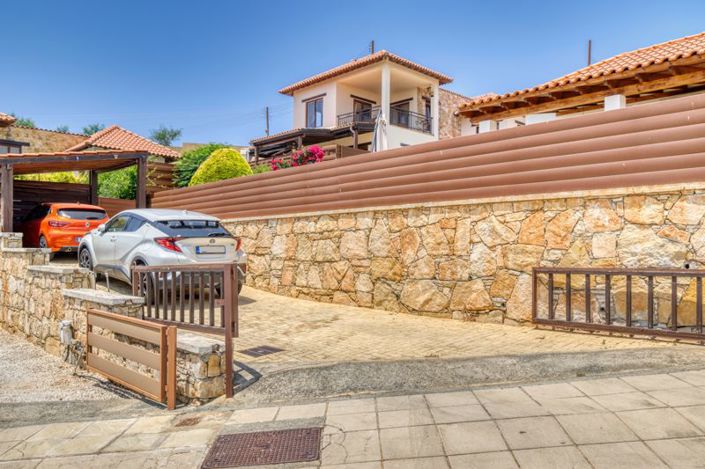 Image No.27-3 Bed Villa for sale