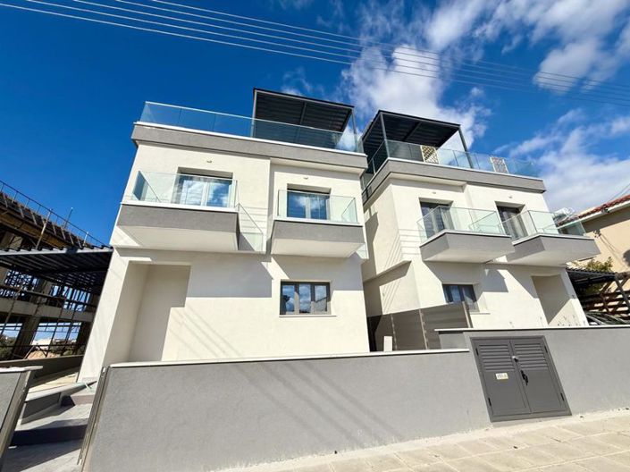 Image No.5-3 Bed Villa for sale