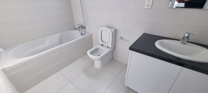 Image No.17-5 Bed Villa for sale