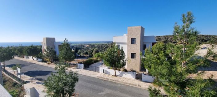 Image No.17-3 Bed Villa for sale