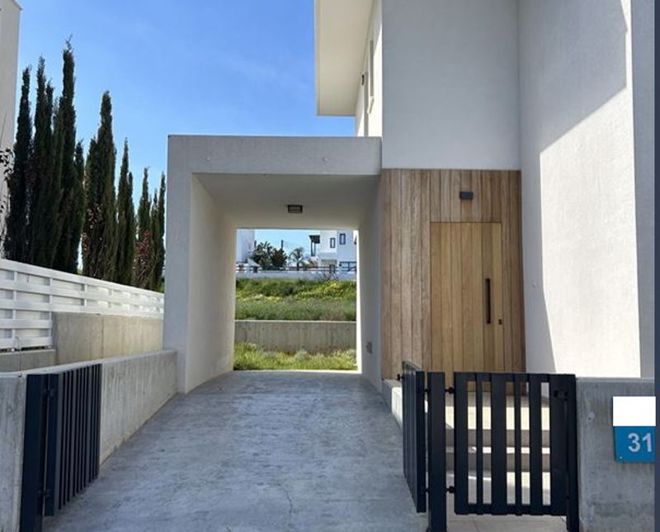 Image No.12-3 Bed Villa for sale